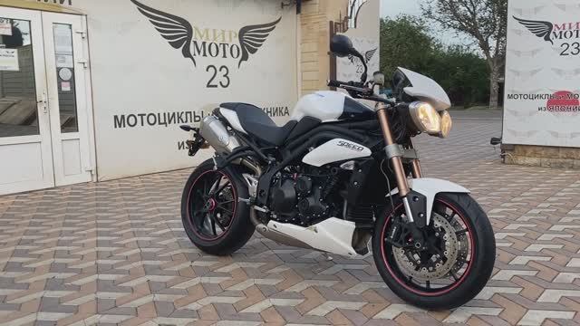 Triumph Speed Triple1050. 2011г. 
Пробег 22 900 км
+79182903333
