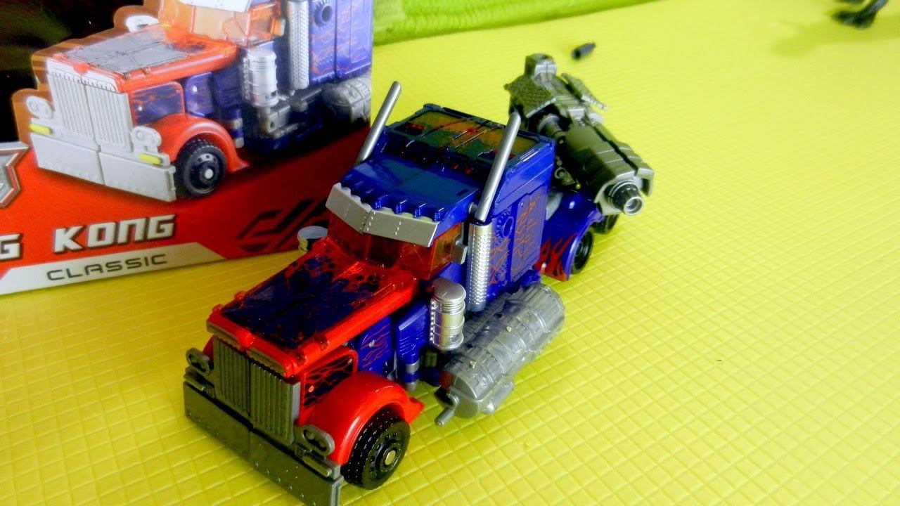 Роботы - Трансформеры. Оптимус Прайм против Робота Орла. Игрушки видео смотреть онлайн