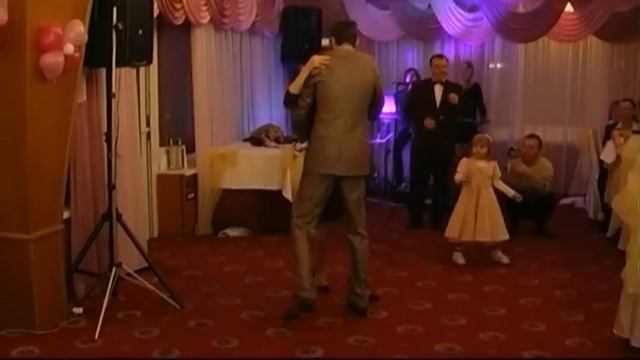 Свидетели порвали зал - тамада плачет смотреть онлайн
