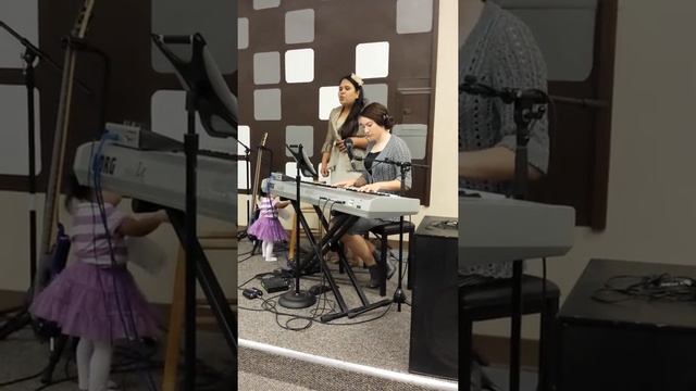 My heart will go on by celine dion (Arie and angel cover) смотреть онлайн