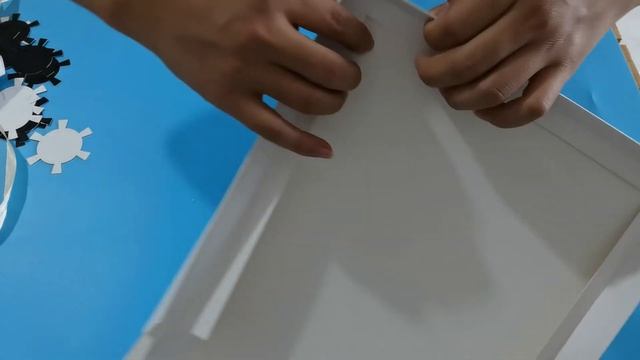 How to Fold the Paper Lid of Square Cake Box? смотреть онлайн