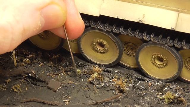 Pz.Kpfw.VI(H) TIGER I Ausf.E Немецкий тяжелый танк T-VI Тигр смотреть онлайн