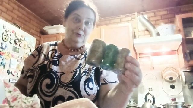 Вышла прогуляться в Милу . Распаковка. смотреть онлайн