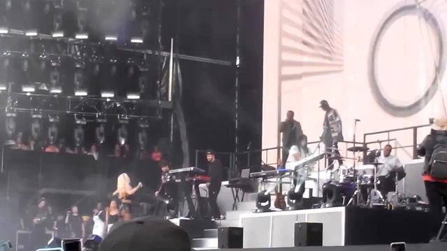 Rita Ora - Poison смотреть онлайн
