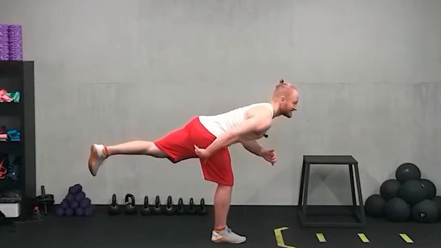 Наклоны на 1 ноге ( Hinge single leg) смотреть онлайн