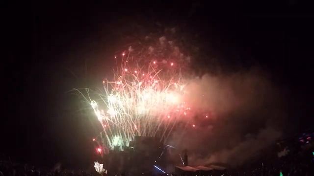 Так завершился первый день фестиваля Weekend смотреть онлайн