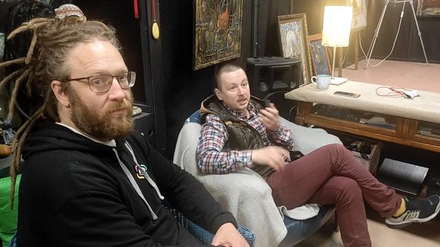 Выставка 10 июня в 20:00 в галерее "Революция". В "Чёрной Ляле" о выставке. смотреть онлайн