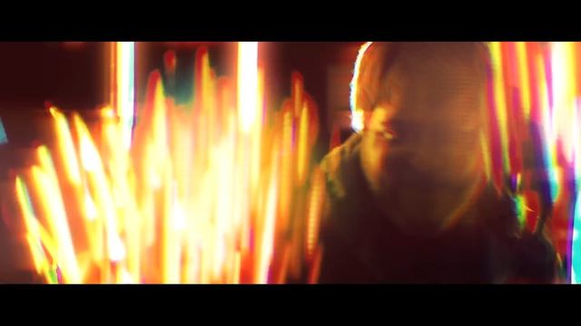 Card Reader Music Video Premiere: Smiling Ghost (EXCLUSIVE) смотреть онлайн