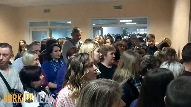 Очередь на концерт Стаса Пьехи (Горки) смотреть онлайн