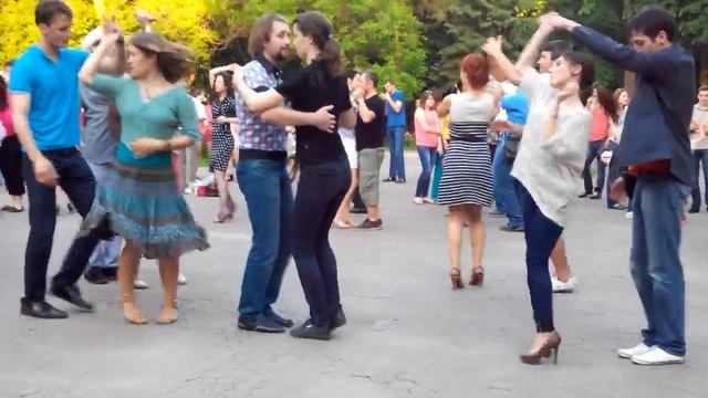 SBT (salsa, Bachata, Tango)- Dance Open Air. Chisinau