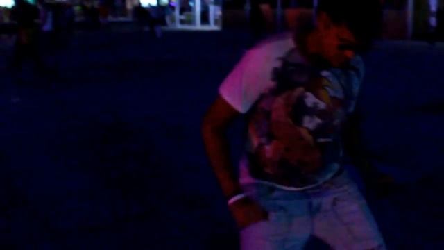 Веселые подруги на Kazantip Z20 смотреть онлайн