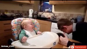 Смех малыша,ТОП 15 самых смешных видео))
