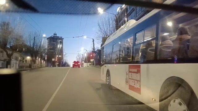 вечерний город с Жизнь без фильтров смотреть онлайн