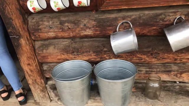 Полонина Росохата (с. Шешори) , гуцулы варят брынзу