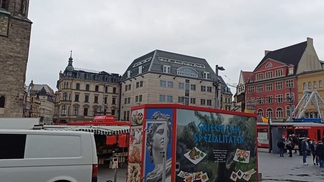 Пасхальная ярмарка на Рыночной площади Халле. 2023 год.
