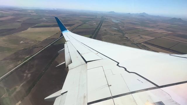 Посадка и руление к стоянке Боинг 737-800NG А/К Pobeda airlines "RA-73306" в Минеральных Водах смотреть онлайн