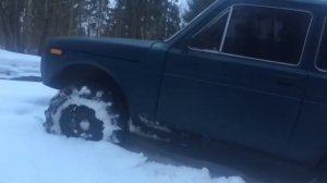 Нива на тракторных шинах , первый выезд