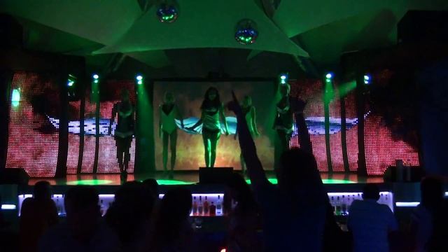 Алина Артц в SKY CLUB смотреть онлайн