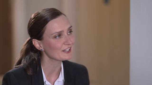 EF Beginner Practical English 1.2 смотреть онлайн