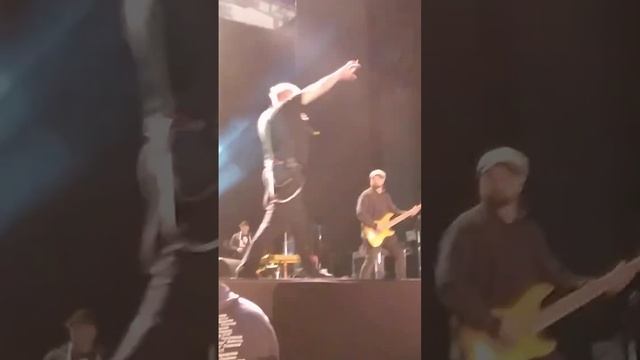 Гарик Сукачев жгёт бабушку от первого лица на пл. Куйбышева финал Сам Феста 12 июня 2023 Shorts смотреть онлайн