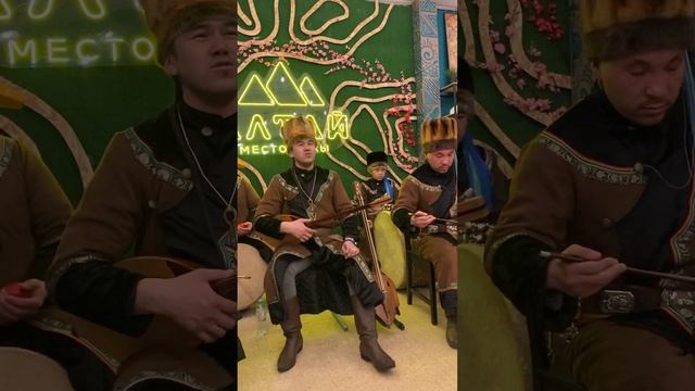 "Комудал санаа"-вокально-инструментальный ансамбль "Эре-Чуй" смотреть онлайн