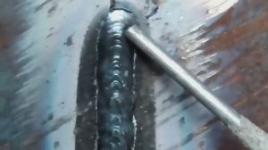 Вертикальный шов на тонком металле 1.5-3 мм. Начинающий узнает все мелочи скоростной сварки