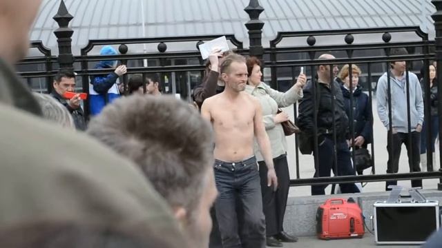 Шли обратно домой с ВДНХ DDD смотреть онлайн