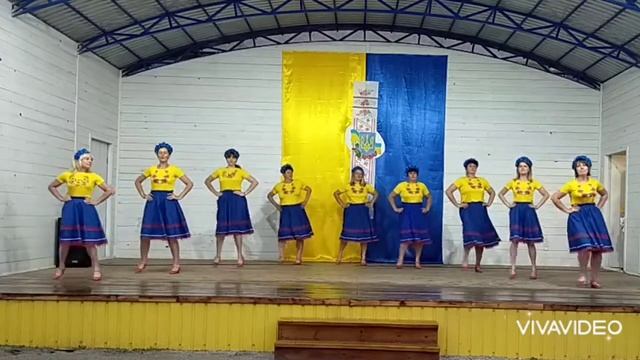 Танець "Чарівні україночки" танцювальний колектив Цукерочки смотреть онлайн