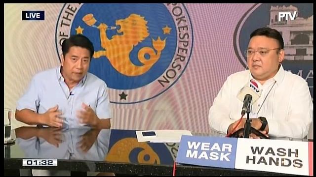 WATCH: TV host Willie Revillame makes surprise appearance at Palace press briefing | ABS-CBN News смотреть онлайн