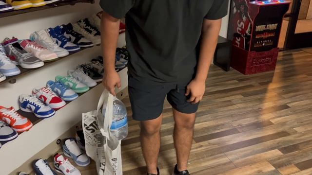Checking out a new sneaker shop in our area! смотреть онлайн