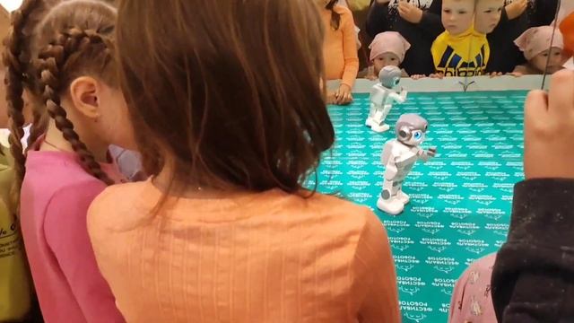 12 июня. Фестиваль роботов. смотреть онлайн