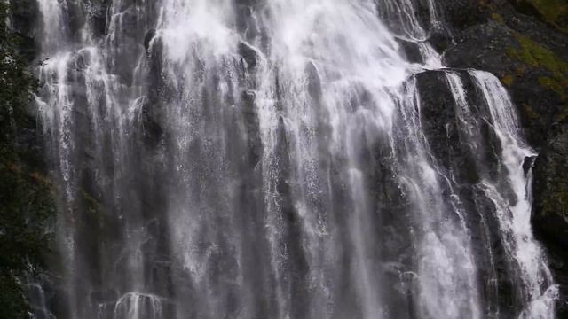 Brekkefossen смотреть онлайн