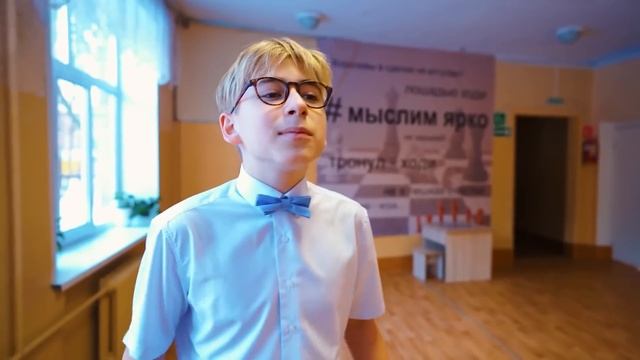 Самые Смешные Истории про Старшаков в Школе на Канале Мы семья! смотреть онлайн