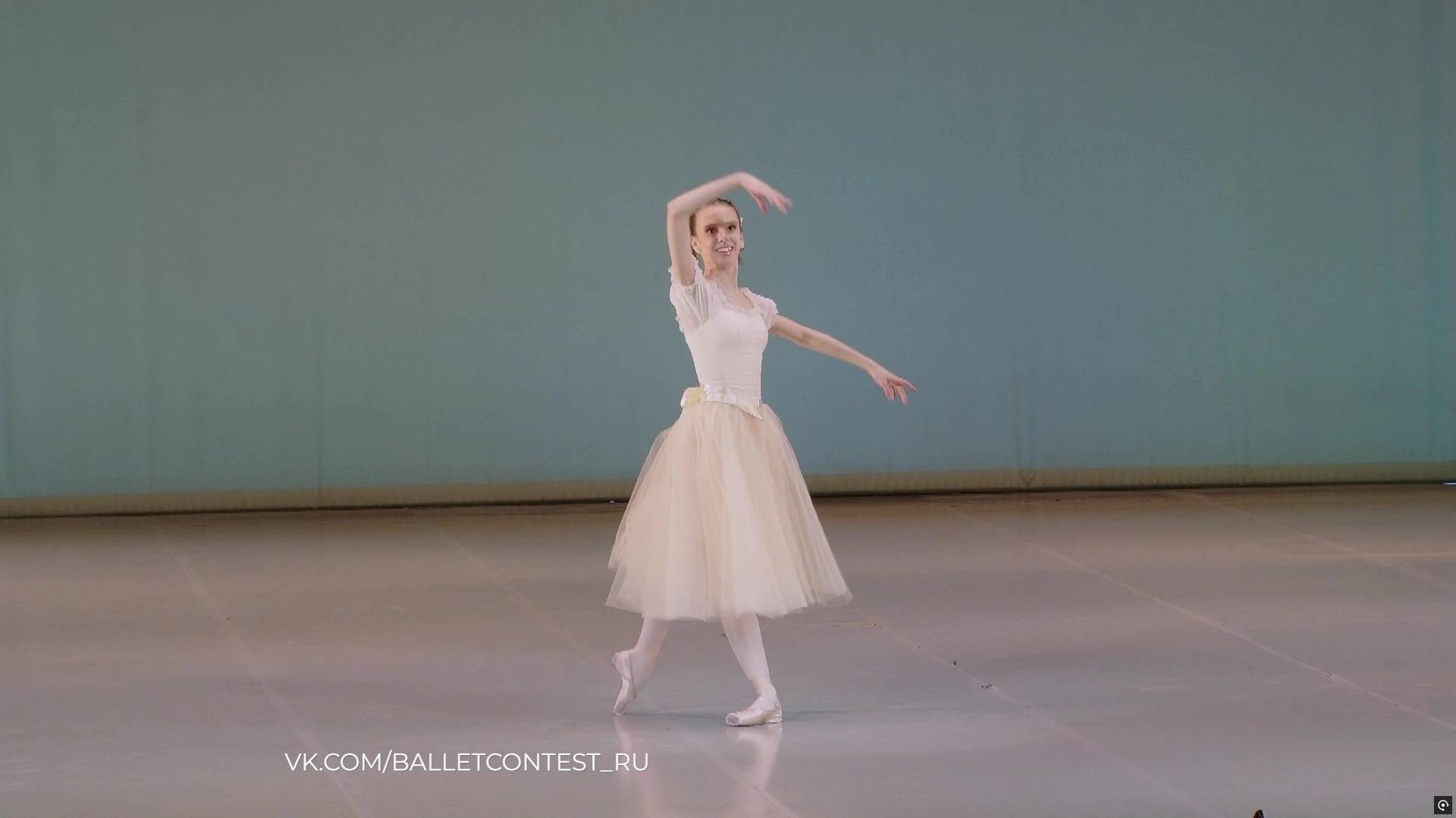 В Йошкар-Оле выбрали лучших артистов балета и хореографов страны смотреть онлайн