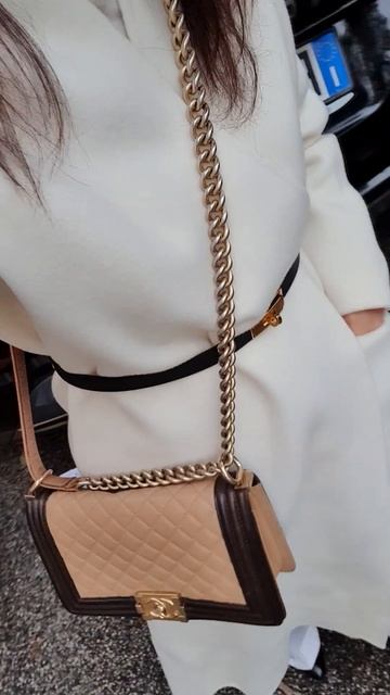Италия Жасмин ,Hermes kelly ремешок,белое пальто Liviana Conti смотреть онлайн