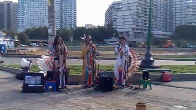 индейцы в москве 1. смотреть онлайн