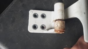 Замена нижней петли двери MAN TGX