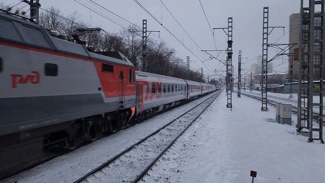 Тройка на подходе! ЭП2К-213 с поездом №3 