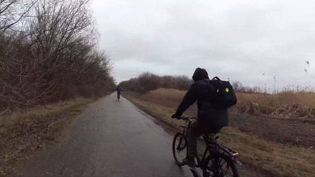 Между приключениями смотреть онлайн