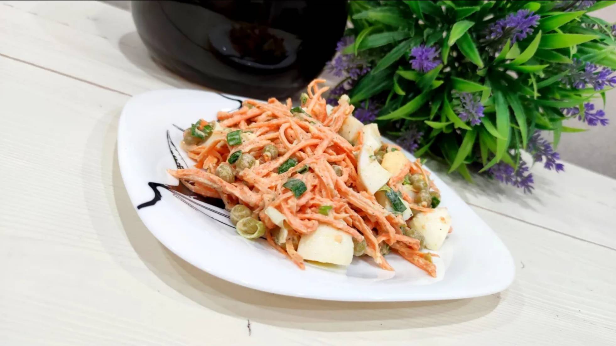 Салат с морковью горошком и яйцом. Морковный салат. Рецепт салата. смотреть онлайн