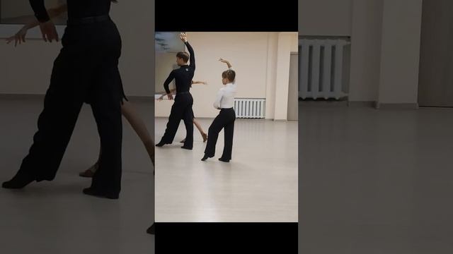 Макс и Анжелика. Постановка Румбы, Д класс, начало. смотреть онлайн