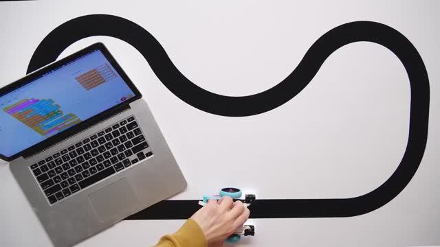 3.3 | Движение по линии с двумя датчиками | Робототехника Lego Spike Prime смотреть онлайн