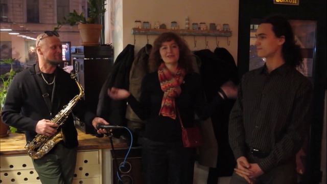 Вернисаж выставки "Погружаясь в цвет" в Кафе-баре "Wood bar" (ул.Марата, дом 34) 25.03.2023 г. смотреть онлайн