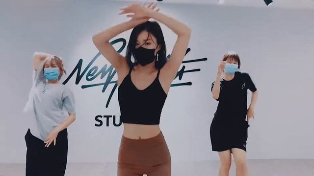Christina Aguilera - Glam / Waacking Beginner Level Choreography / Ladyy Claire / New Heights Studi смотреть онлайн