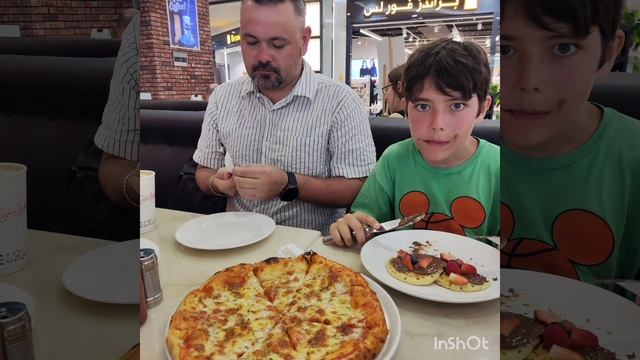 Сколько стоит покушать в Шардже ОАЭ? смотреть онлайн