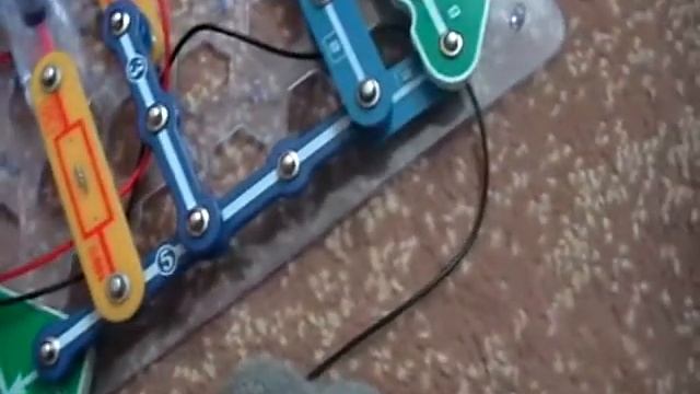 интересные схемы из электроконструктора №7 телеграф морзэ смотреть онлайн