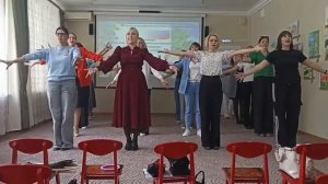 Пусть всегда будет солнце- флешмоб для для дошкольников.mp4