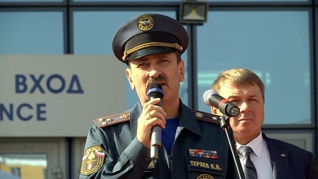 выставка «StopFire» объединила огнеборцев смотреть онлайн