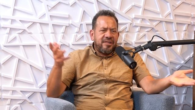 Elliott Wilson Keeps It 100 On Charlamagne, DJ Vlad, Dame Dash + MORE!