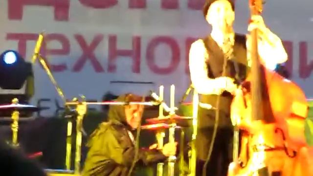 Billy`s Band - Немного Смерти\Немного Любви ( Live at День Технополиса Fest) смотреть онлайн